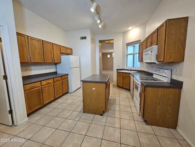 Photo - 9718 W Purdue Ave