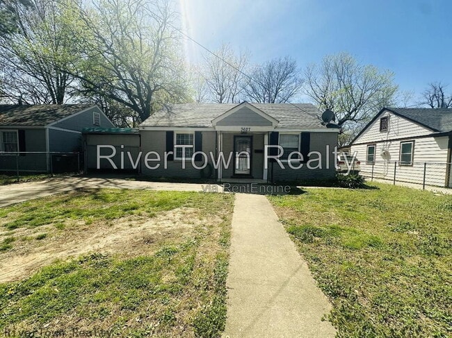 Photo - 3627 N Lloyd Cir