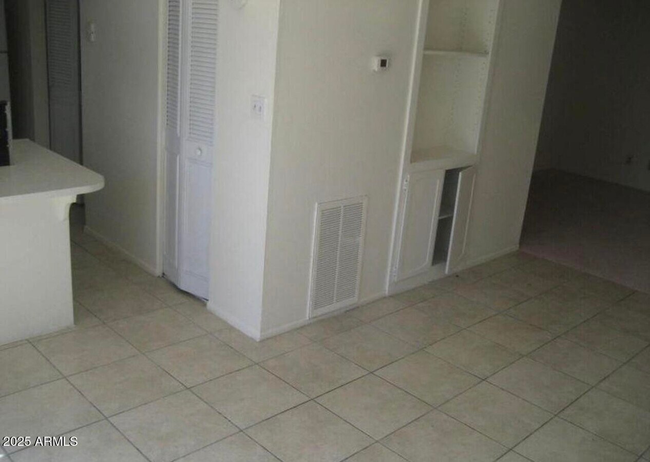 Photo - 5710 N 43rd Ln