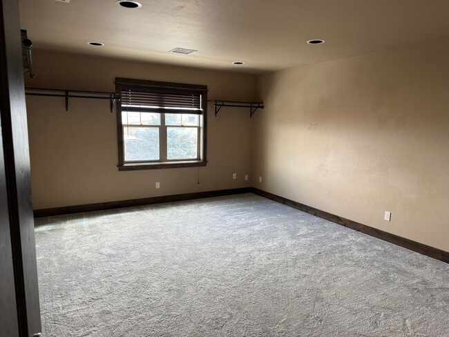 Photo - 3 Bedroom 2 Bath in Belgrade