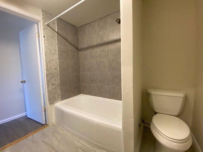 Photo - 2107 3rd Ave Unidad 3