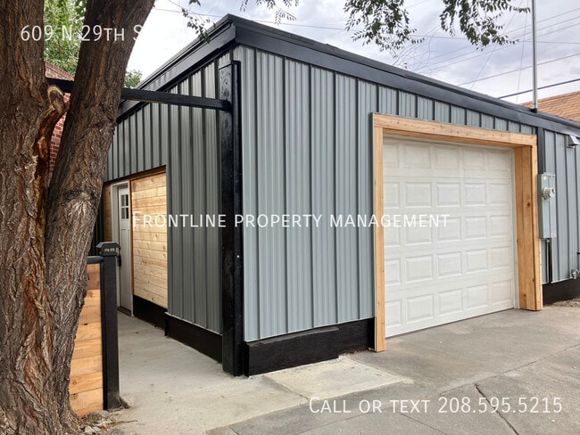 Building Photo - 609 N 29th St Unit A