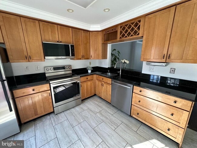 Photo - 4713 Columbia Rd