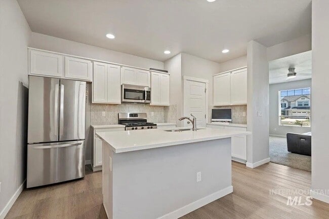 Photo - 5668 W Stadium Ln