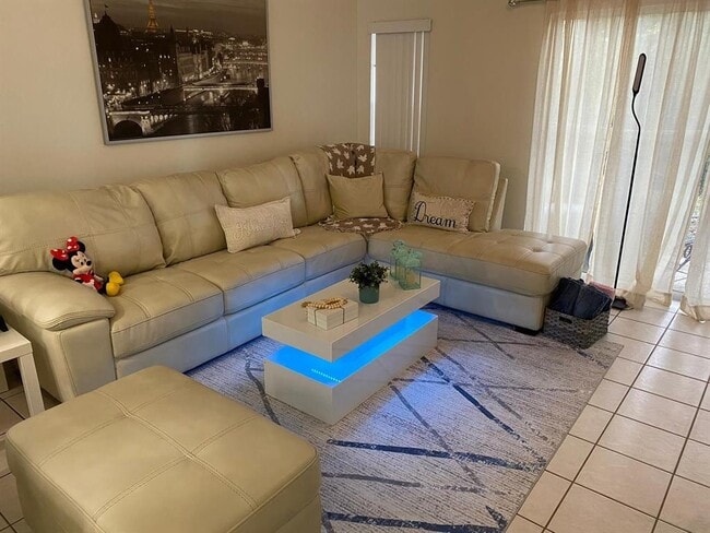 Photo - 8439 Crystal Cove Loop