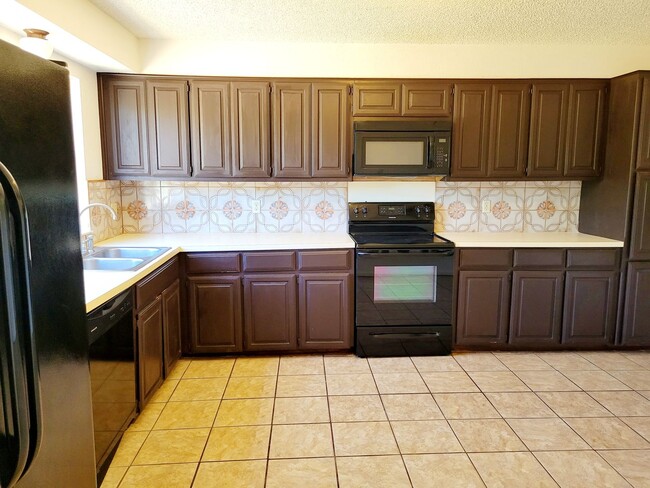 Photo - 4409 Creekside Dr