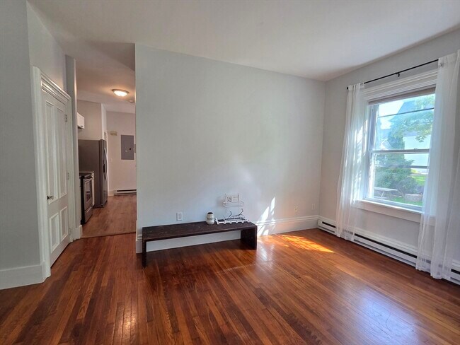 2 Oak St Unit 2