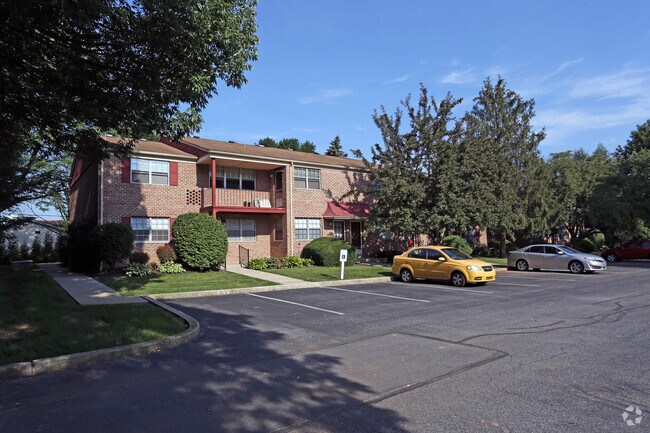 Cedar Glen Apartments