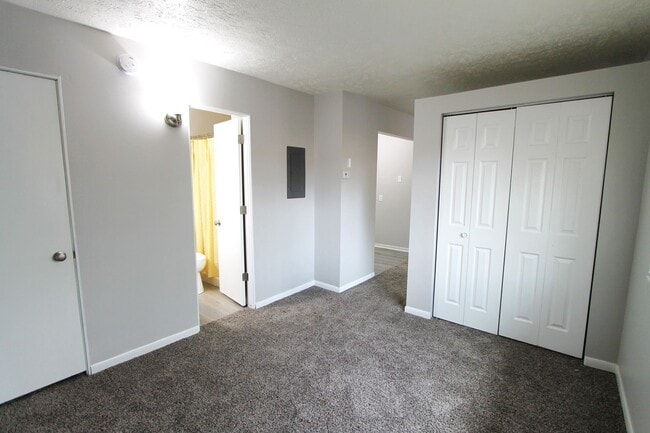 Photo - Great location and beautiful updates. Pet ... Unit 806-03