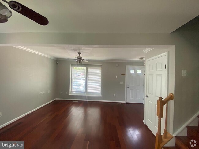 Building Photo - 19958 Fieldgrass Square Rental