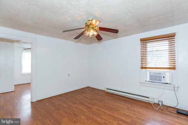 Photo - 481 Millville Rd