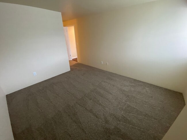 Photo - Riverwood Apartments