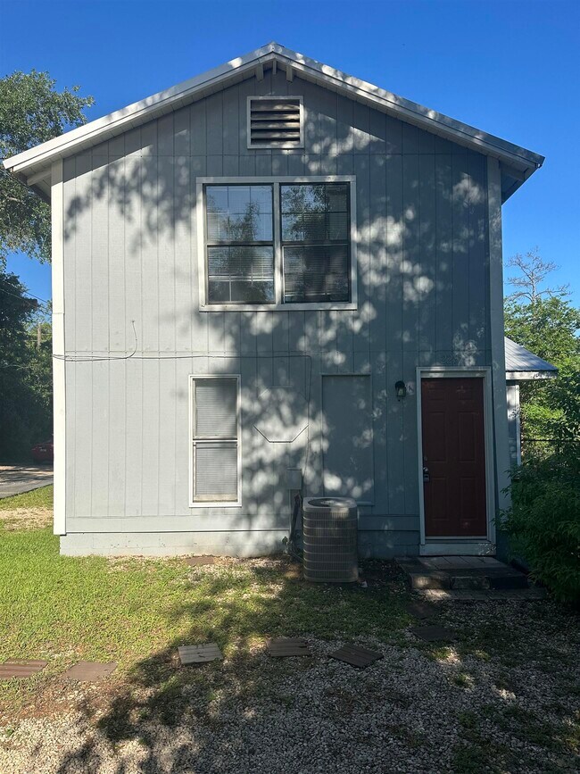 Photo - 229 S Lipona Rd