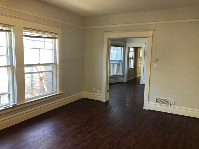 Photo - 1618 NW Kearney St.