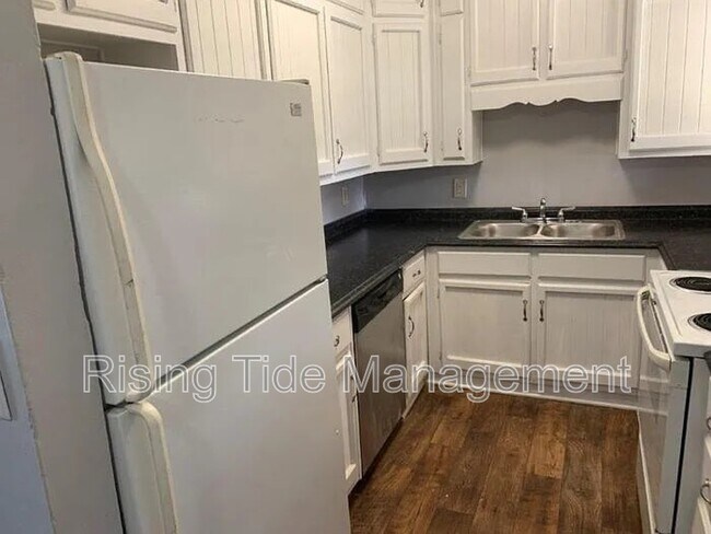 Photo - 424 Grant St