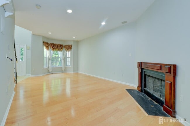 Photo - 34 Forest Dr