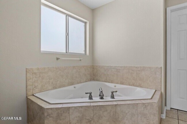 Photo - 6263 Viale Del Sol Ave