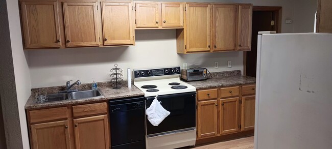 Photo - 723 S 6th St Unit Lower