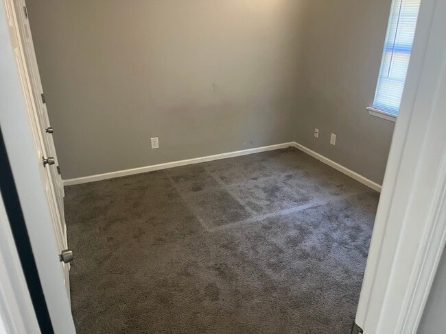 Raintree Apartments