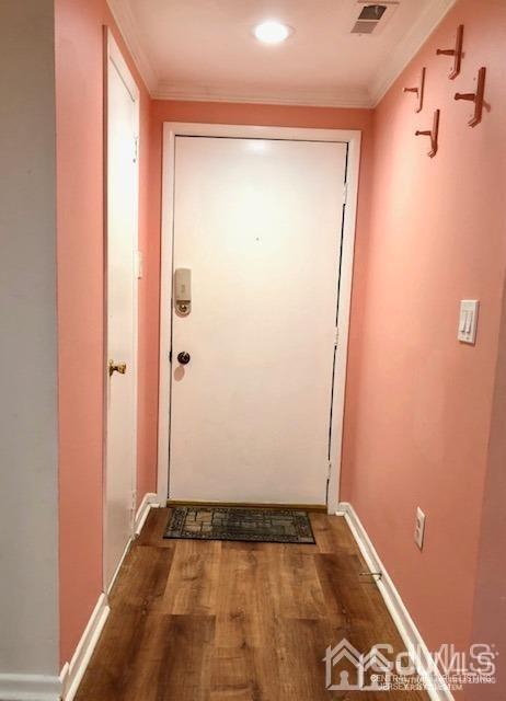 Photo - 48 Hampshire Dr