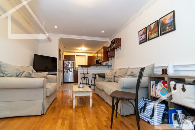 Photo - 19 Glenville Ave