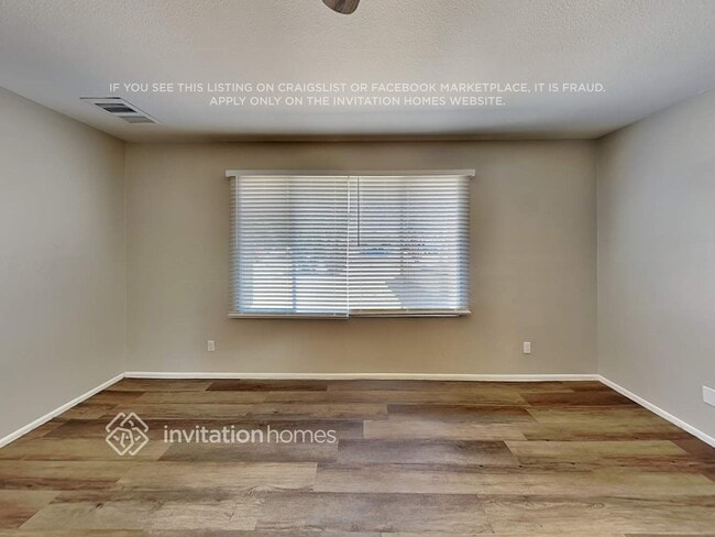 Photo - 1633 E Fremont Dr