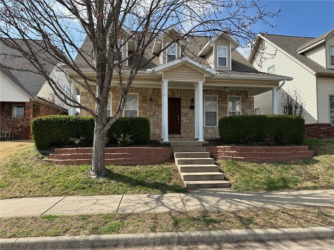 Photo - 1403 NE Benjamin Greens