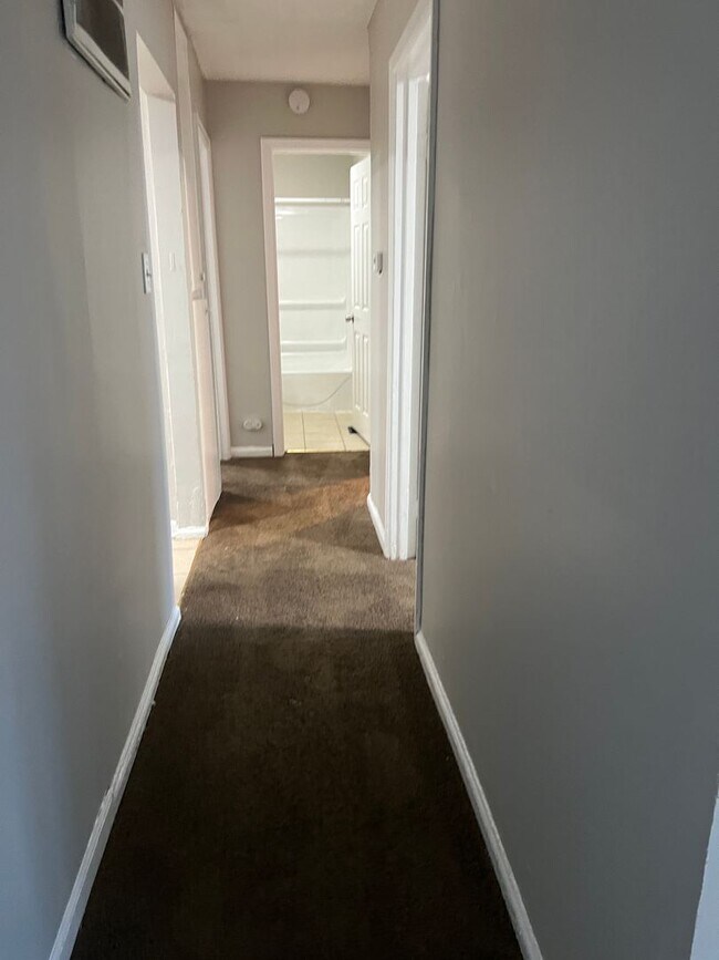 Photo - A charming 3 bedroom, 1 bathroom house has...
