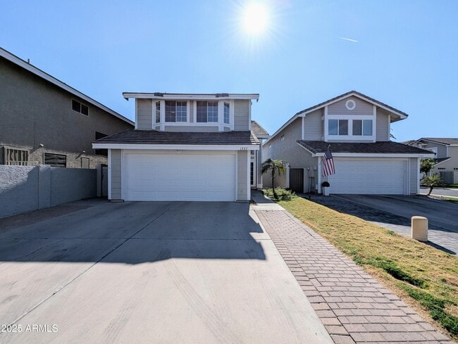 Photo - 1337 W Windrift Way