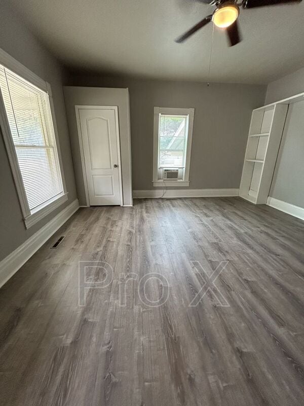 Photo - 209 S Jefferson St