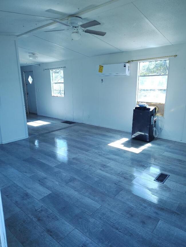 Photo - Scattered Oaks