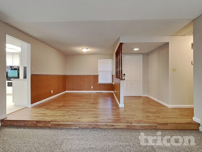 Photo - 3420 Alpland Ln