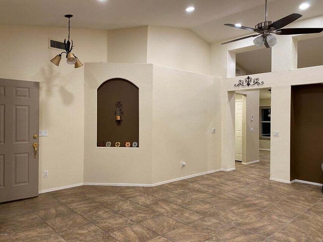 Photo - 870 N Madrid Ln