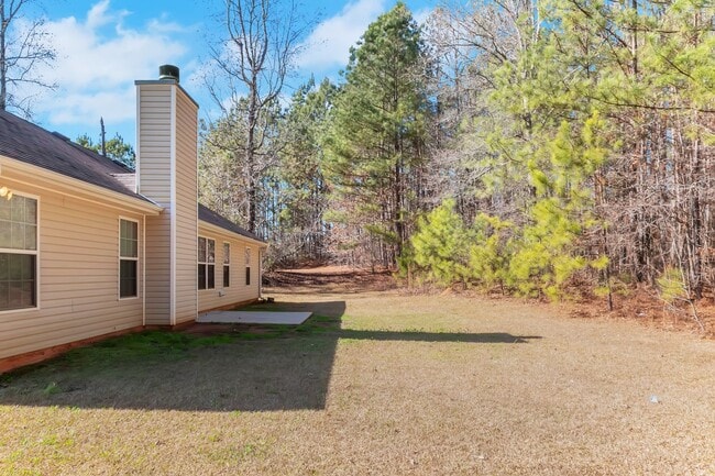 Photo - Beautiful Brick Front 3 Bedroom, 2 Bath Home with a 2 Car Garage.