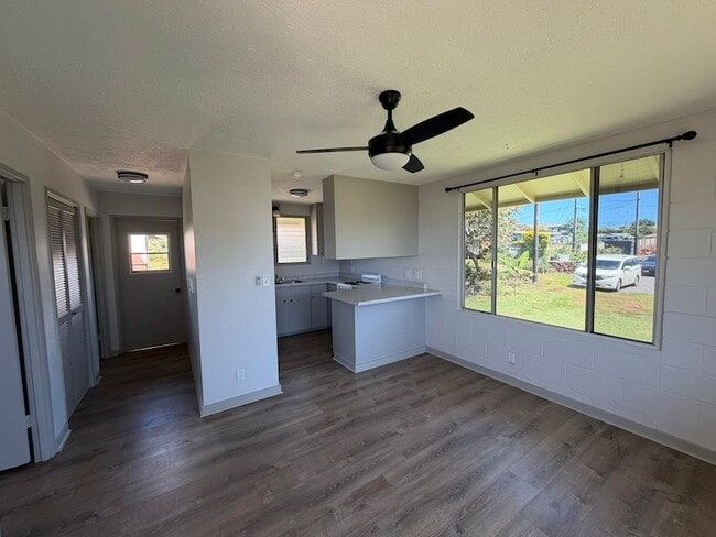 Photo - 1550 Malo St
