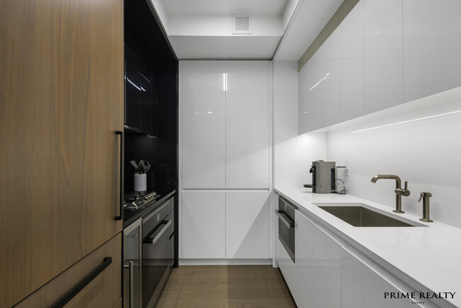 Photo - 196 Orchard St Unit 6K