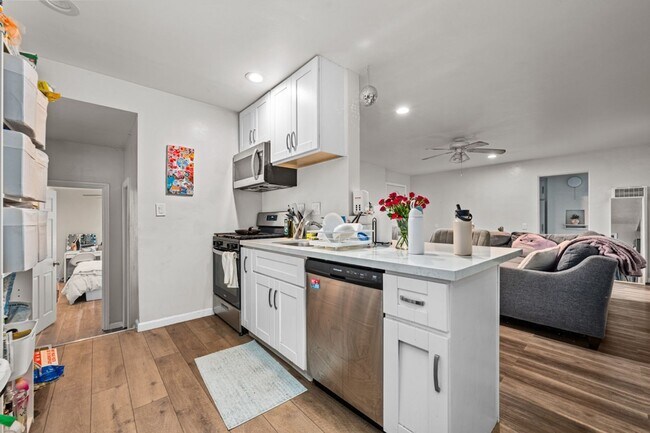 Photo - 6241 Mary Lane Drive