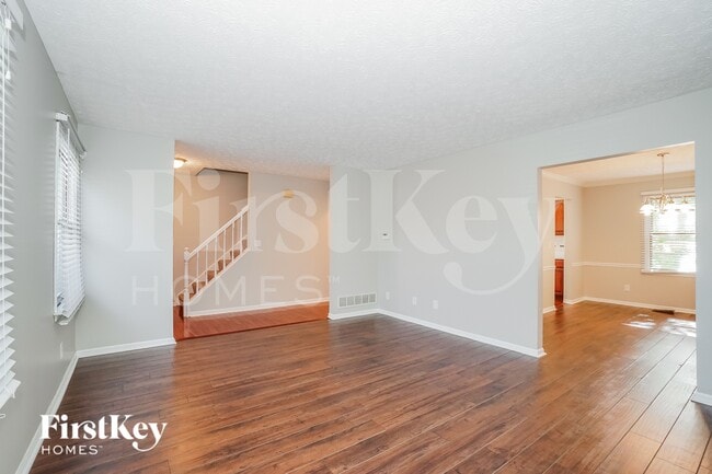 Photo - 2712 Willow Glen Rd