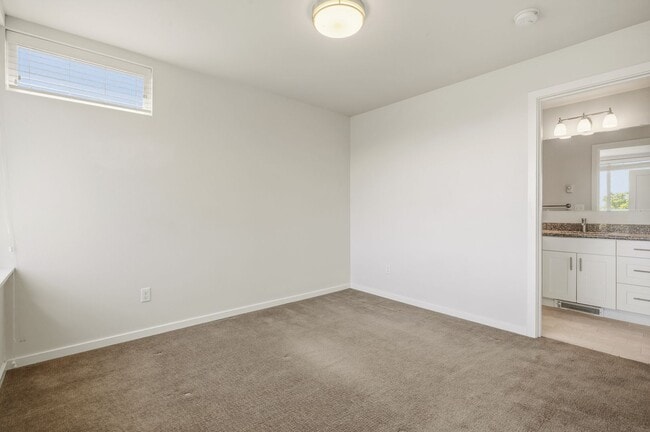 1546 NW 62nd St Unit 1548B