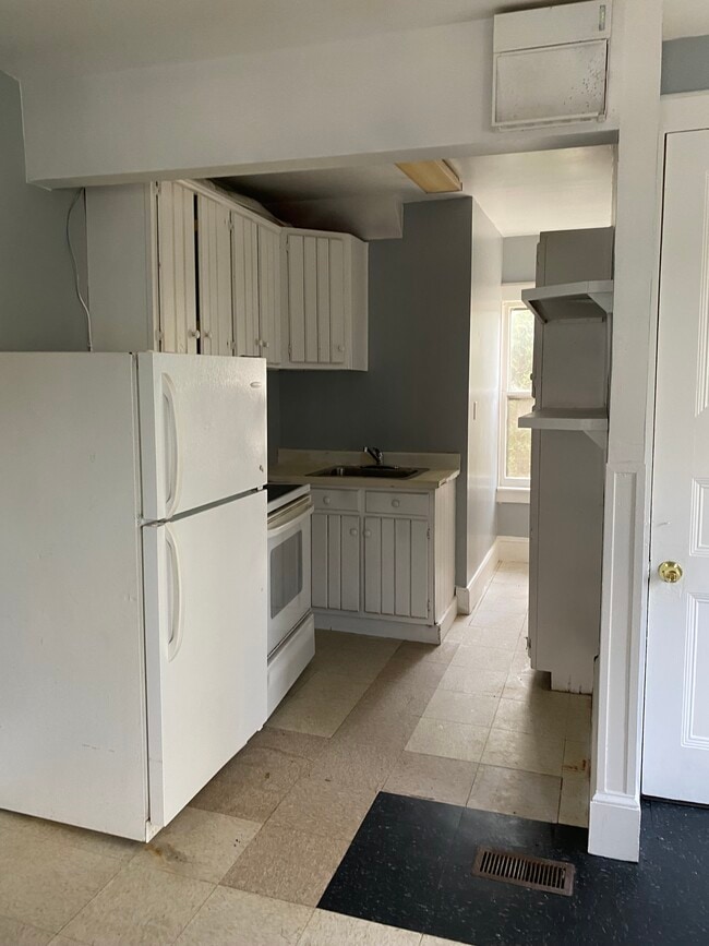 Photo - 204 North St Unidad 204 2B