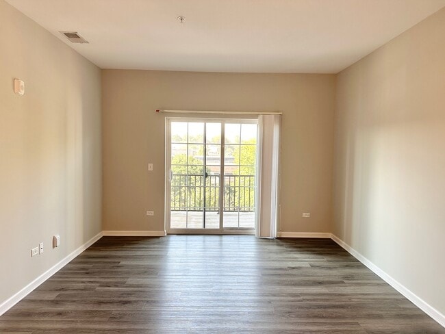 Photo - 301 N Madison St