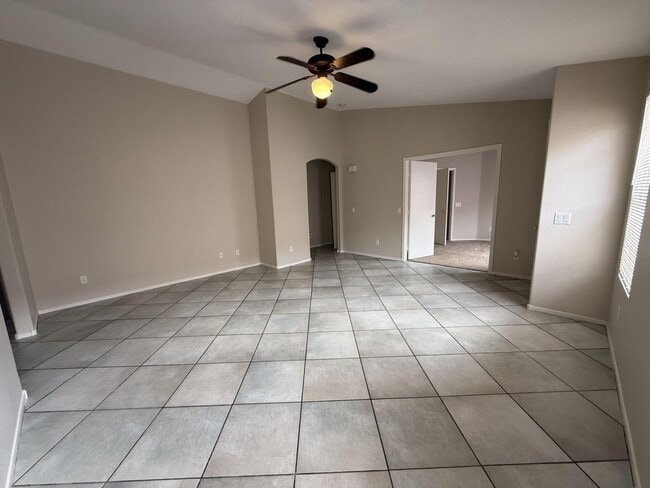 Photo - 4892 Perrone Ave