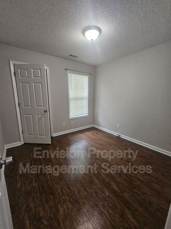 Photo - 1393 N Hampton Dr