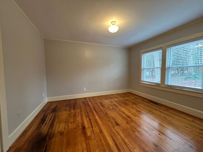 Photo - Charming Two Bedroom Home – Near Saxapahaw!