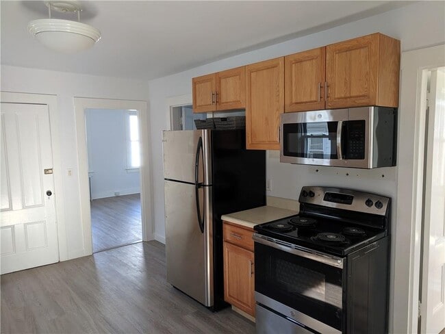 Photo - 27 Dean Ave Unit 1