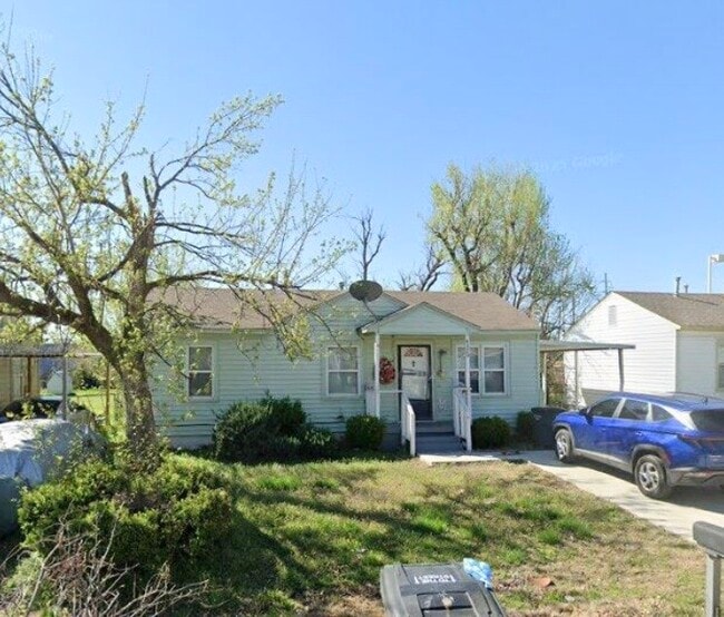 Building Photo - 4320 SE 43rd St