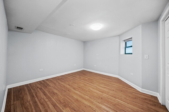 Photo - 2642 N Sacramento Ave Unit G