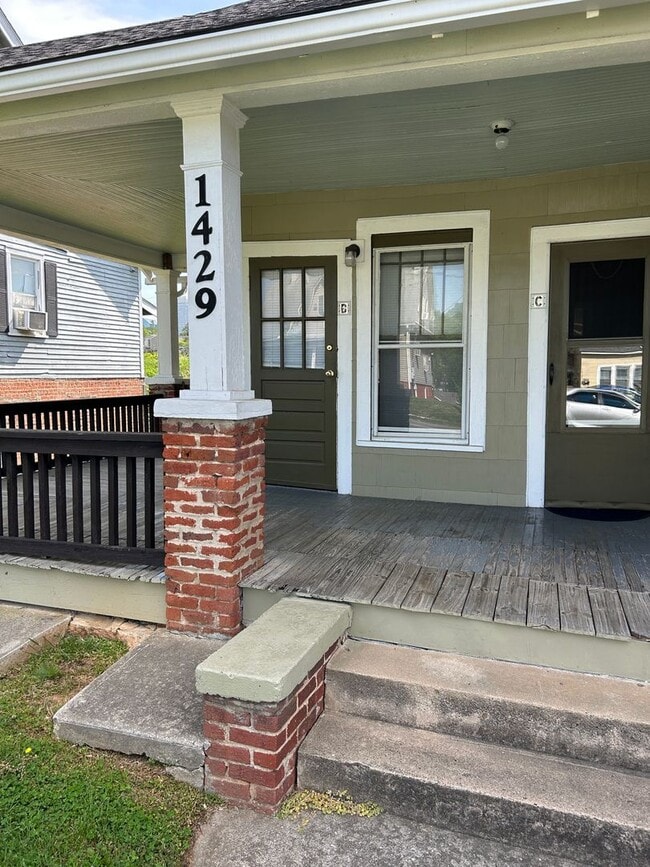 1429 West Fourth St - 1429 West Fourth St Unit 1429 West Fourth St Apt A