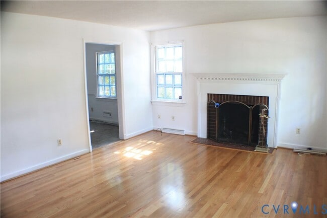 Photo - 7513 Schaaf Dr