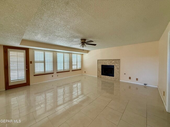 Photo - 1301 Tierra Roja St